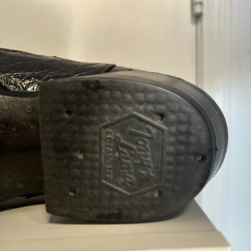 Black Tony Lama boots size 9D